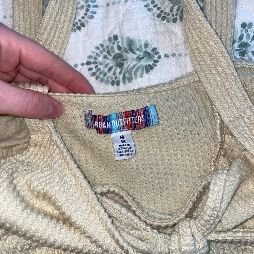 Urban outfitters cut out top - tan - Picture 3 of 4